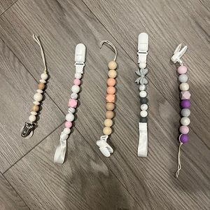 Girls Beaded Pacifer Clips